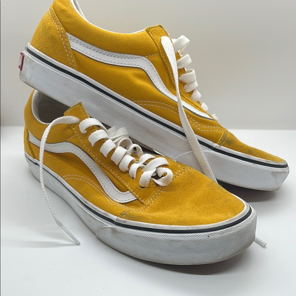 Vans Yellow and White Low-Top Sneakers with Suede Upper
